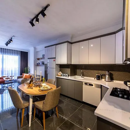 Deluxe Marine House Apartament *